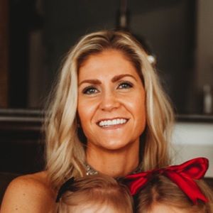 Meet your Posher, Kira